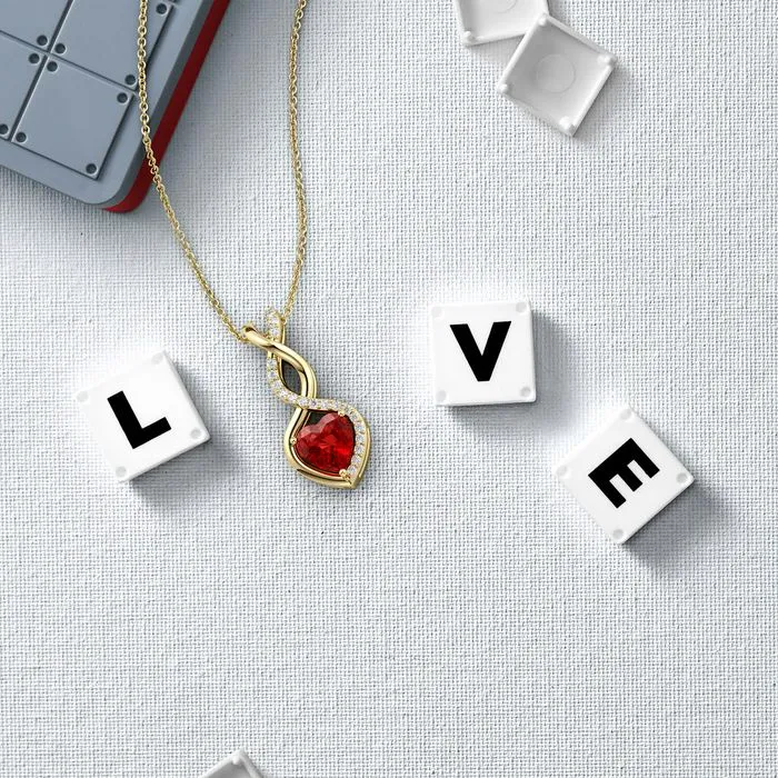 gorgeously unique necklaces