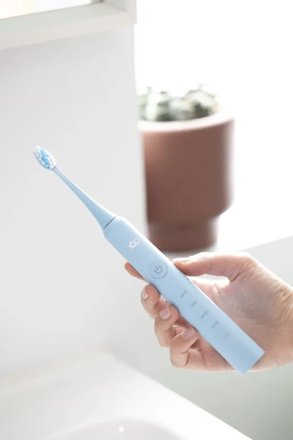 this sonic toothbrush
