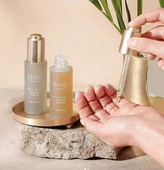 antiaging routine inika