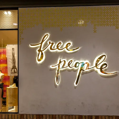 this flattering free