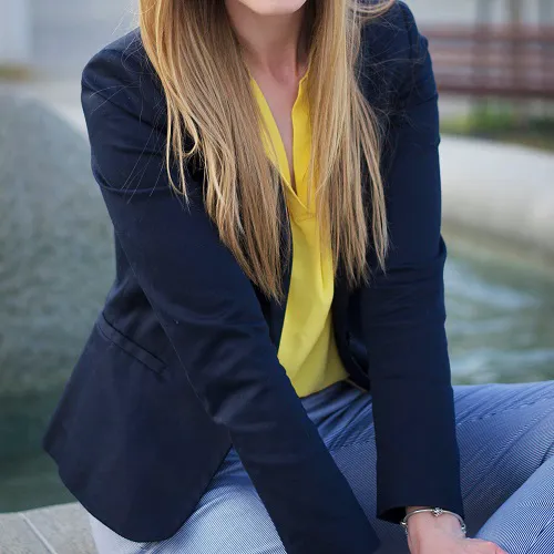 this flattering blazer